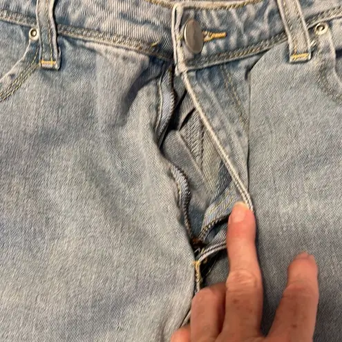 Boohoo size 12 distressed open knee straight leg jeans EUC Blue