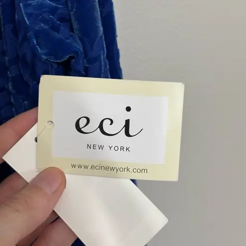 ECI NWT New York Blue Velvet Bell Sleeve Mini Dress - Size M