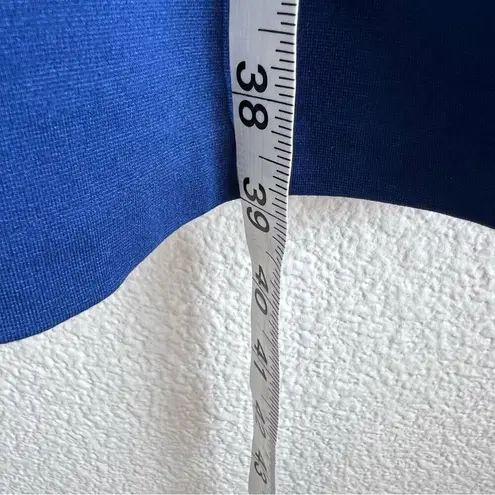 Brooks Brothers 346  Women's Knit Knee Length Front Pocket Shift Dress