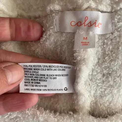 Colsie Womens White Plush Fleece Lounge Shorts M Medium Waist 32” NWT New