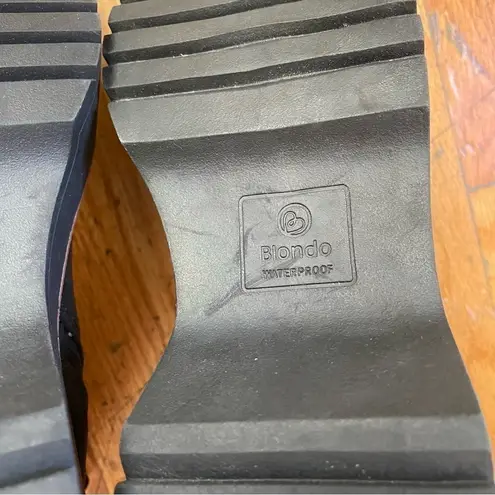 Blondo Platform Waterproof Boots Size 9