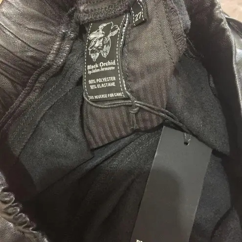 Black Orchid women's 27 faux leather drawstring ankle zip motorcycle pants 28x26