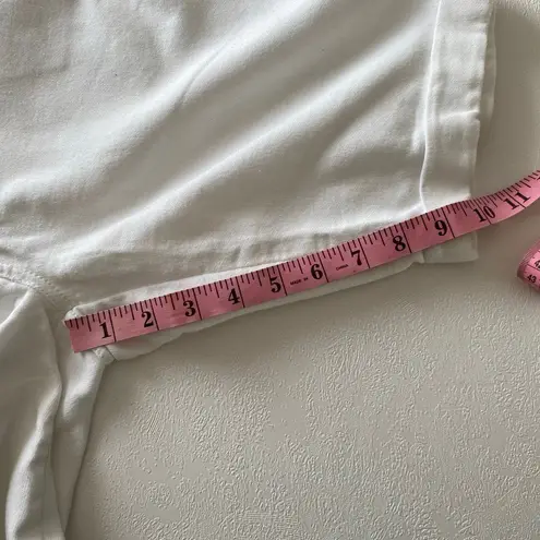 Juicy Couture  White Bermuda Shorts Size 8 | Y2K JC Logo Button Mid-Rise