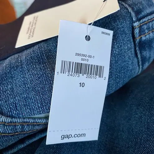 Gap  Maternity skinny jeans with full panel Size 10, NWT.