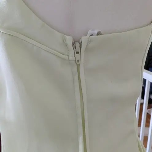 Betsy and Adam Vintage Y2K Prom Dress Chartreuse Delicate Floral Corset Fairy Regency Hoco