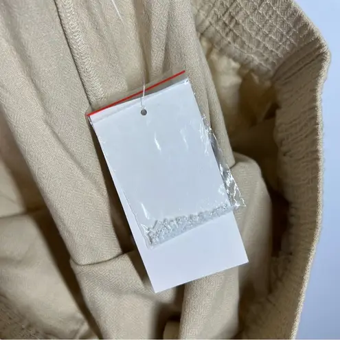 Soft Surroundings NWT Embroidered Crop Pant Size Medium