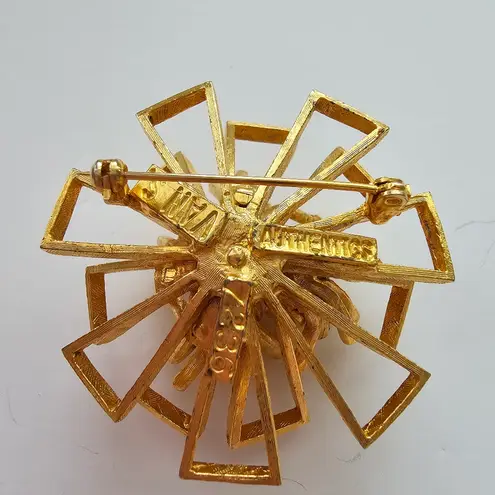 Van S Authentics Gold Tone Textured Metal 3D Space Age Jewelry Pin Brooch