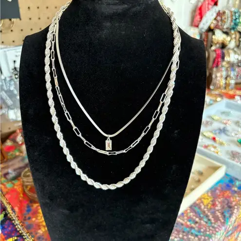 Mixit Radiant Gold Pendant Necklace with Intricate Detailing