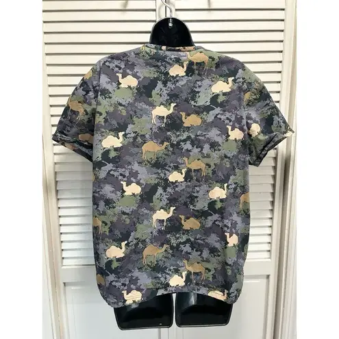 Dickies Scrub Top Camo/Camel Green/Tan Print Short Sleeve V Neck Pockets Size M