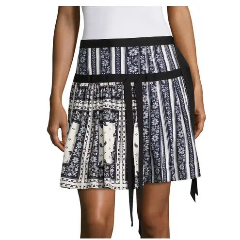 Cinq à Sept Cinq a Sept Skirt Women 2 Ivory Navy Amory Bandana Floral Pleated Silk Ties FLAW