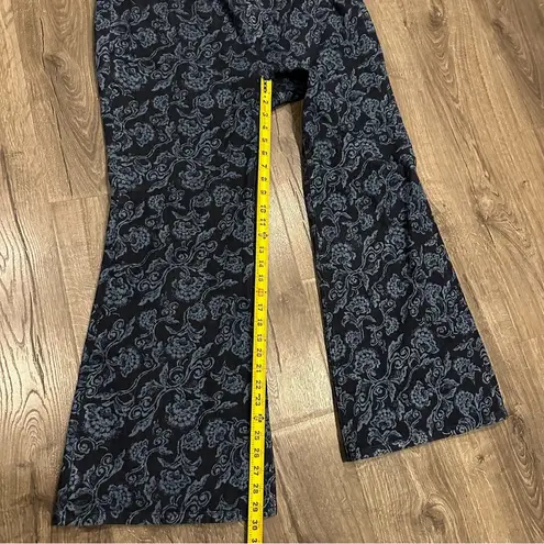 Soft Surroundings Floral Wide Leg Flare Pull on Jeans Size Large Boho Bell