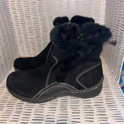 Baretraps Ellea Black Suede Faux Fur Lined 7.5 Stay Dry System Zip Winter Snow