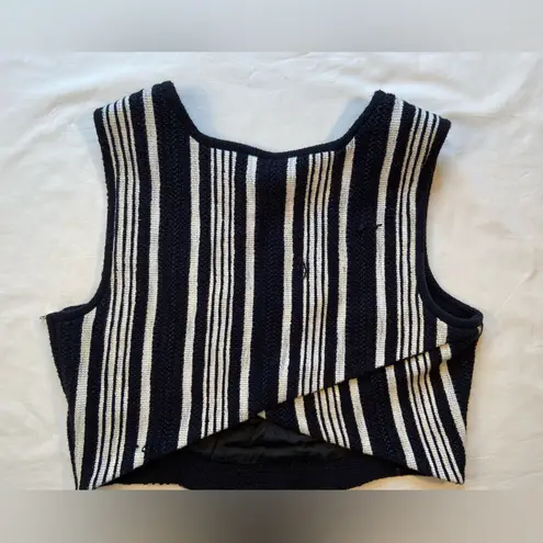 Carven Black + White Tweed Top, Sleeveless, cropped, size Large, EU 42, US L