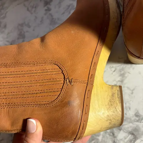 Frye  Odessa Chelsea Boots