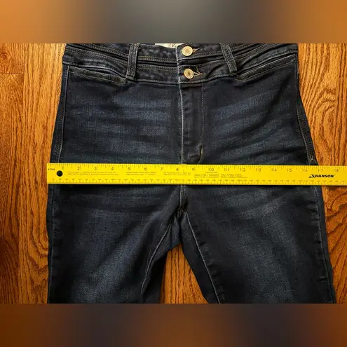 KanCan “Caroline” High Rise Dark Wash Flare Jeans – Size 9/28 Blue