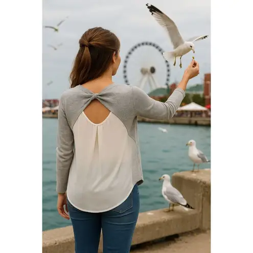 89th and Madison XL Gray Knit Chiffon Back Twist Pullover Lightweight Layer