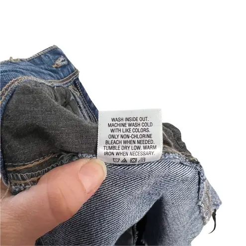 NWT Harper Floral & Geometric Embroidered Step Hem Cut Off Denim Shorts Blue Size 27