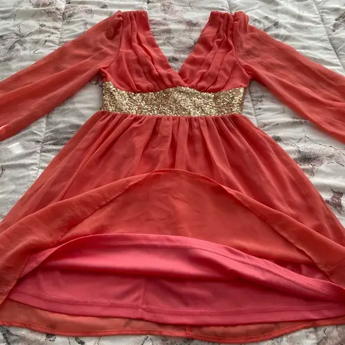 NWT Red Clover dark peach & gold sequin deep V