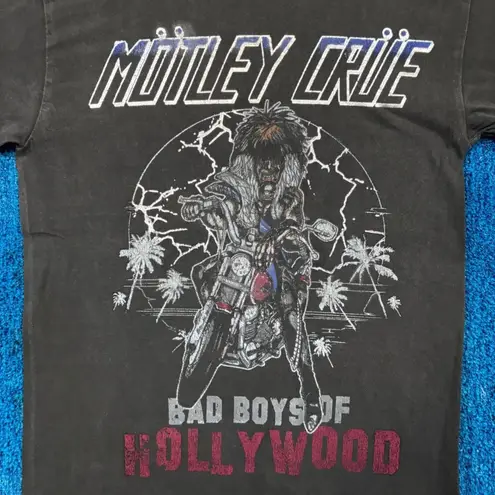 Motley Crue Bad Boys of Hollywood Graphic T-Shirt Size S/M