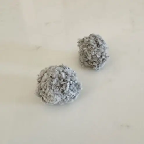 Handmade Cozy Gray Pom Pom Boho Chunky Knit Yarn Earrings, (Stud) Post Back