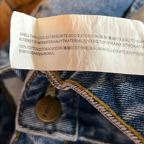 EVIDNT Los Angeles Size 27 Essen Relaxed V Style Raw Hem Cropped Ankle Boot Jean