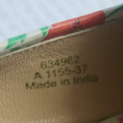 Boden White Multicolor Floral Snaffle Chain Loafers Flat Shoes 37 Size 6