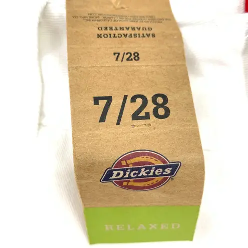 Dickies  Pants Women's Size 7/28 Relaxed Flat Front Cropped White NWT**