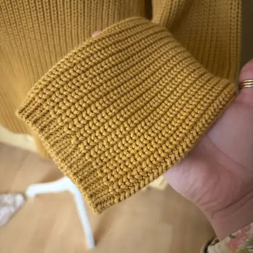 Jenni Kayne Fisherman Organic Cotton V Neck Knit Sweater in Mustard Size Medium