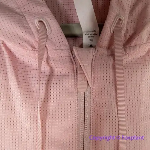 LuluLemon Pack light pull over Dusty Rose Pink 1/2 Zip Pullover top, size 8