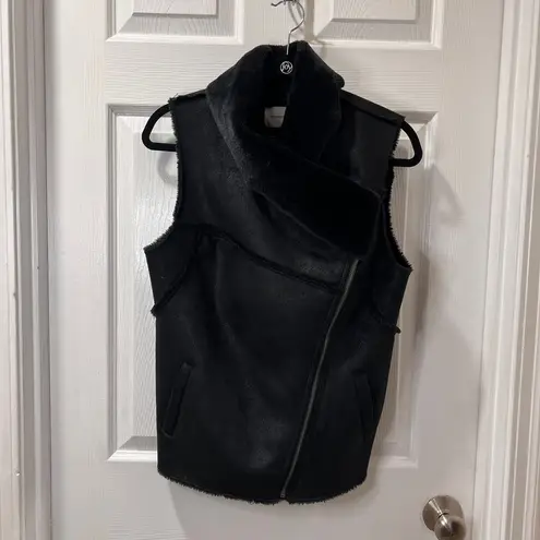 Chic Black Faux Shearling Moto Vest Asymmetrical Zip Front Sleeveless Jacket Size M