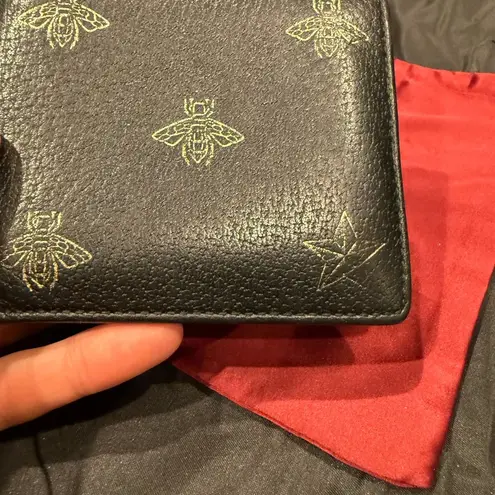 GUCCI Animalier Bee Star Bifold Compact Wallet Black