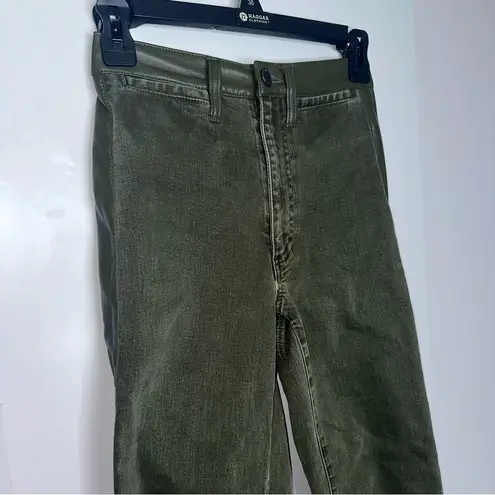 Alice + Olivia  olive green Ali stove pipe high waisted wide leg cropped jeans 24