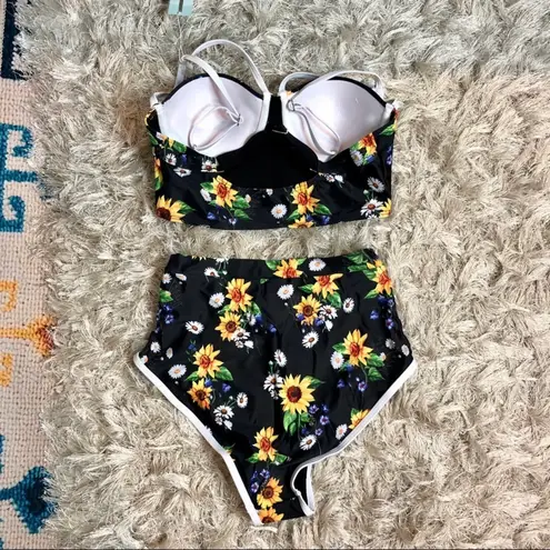 Boutique NWT Pin Up Two Piece Swimsuit
