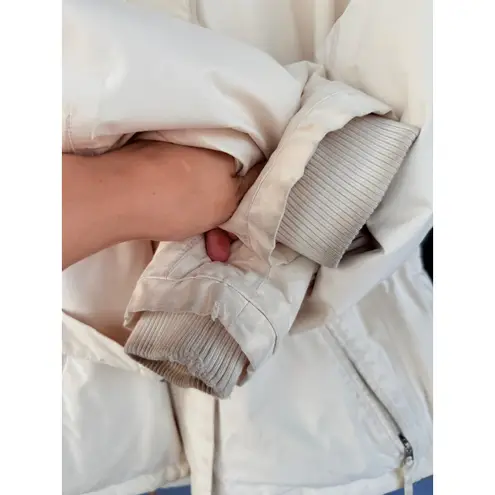 The North Face  Y2K Cream Puffer Jacket Belted Faux Fur Hood Snorkel Winter Coat