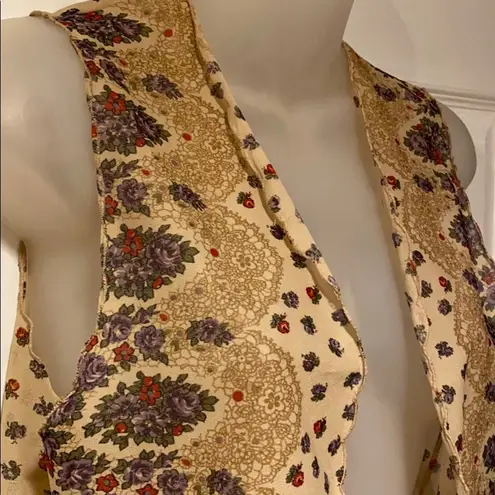 JACK 70’s Vintage 1970’s Handkerchief Vest Jumping