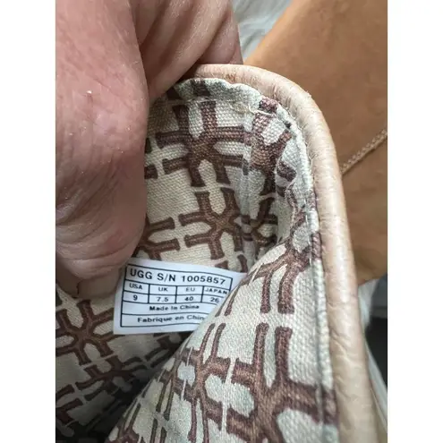 UGG Classic Button High Boots - Light Brown size 9