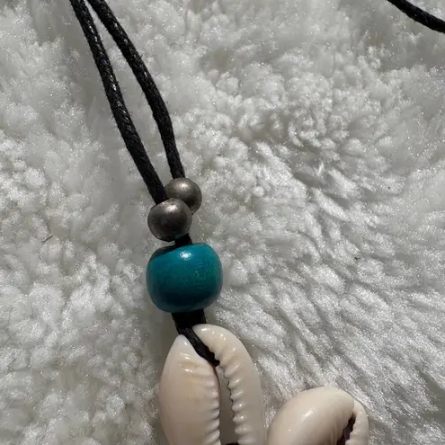 Cowrie Shell Flower Necklace Beachy Cord Pendant Boho Summer Jewelry Tan