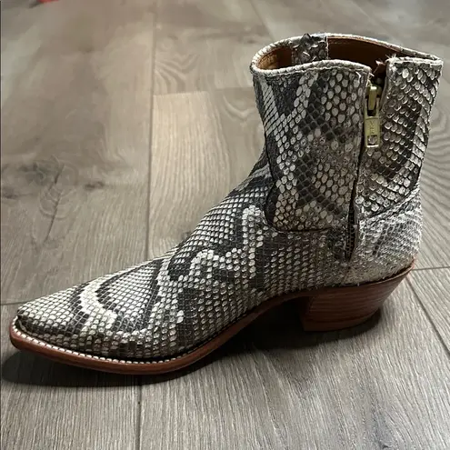 Miron Crosby Python Heeled Western Ankle Boots Size 6 Gray