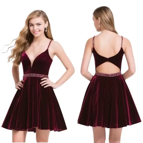 Alyce Paris mini dress Burgundy Velvet Homecoming Plunging V-neckline party Sz 4