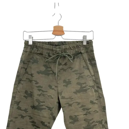 Bevy Flog Shely Olive Camo Jogger Pants Camouflage Print Green Size 25