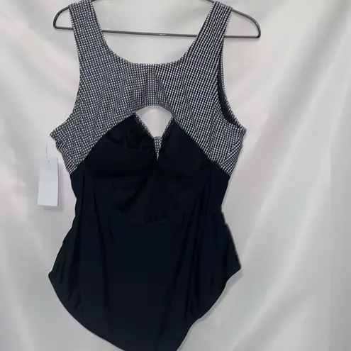 NWT MEET.CURVE WO SIZE 3X (SEE MEASUREMENTS BELOW) ONEPIECE SWIMSUIT OPEN BACK Black