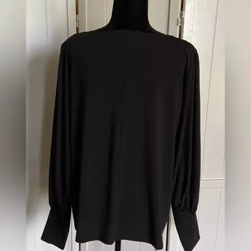 Eloquii Size 14/16 Black Long Sleeve Scoop Neck Sweater/Top Tapered Wrists