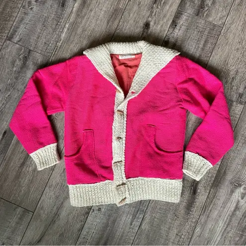 VINTAGE 1970s collared magenta sweater
