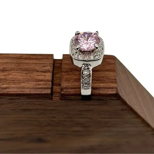 Premier Designs PINK ICE Retired Ring Size 8 NWT