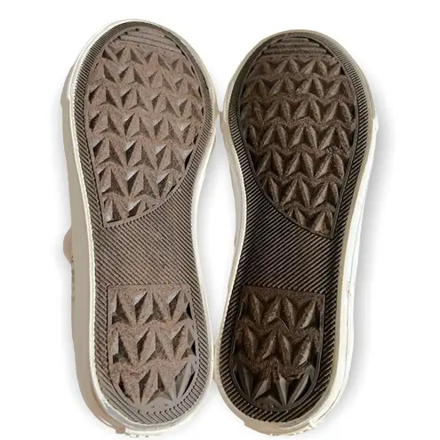 Gypsy Jazz Lavender Yellow Floral Ivory Sneaker Size 8