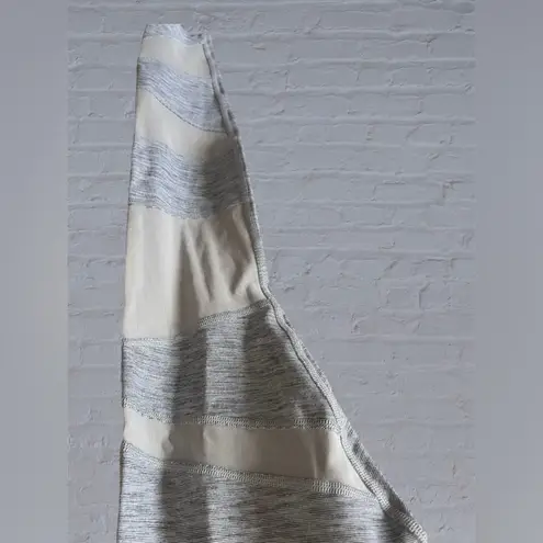 Lorna Jane Core Full Length Light Grey Women’s Activewear Leggings Size Small