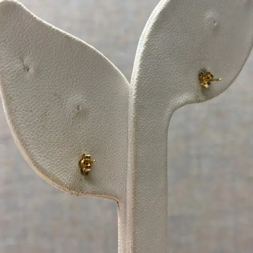 14K Gold Round Black Onyx Stud Earrings Classic Everyday Minimalist Modern