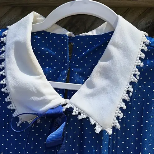 Vintage Blue  dress polka dot pattern