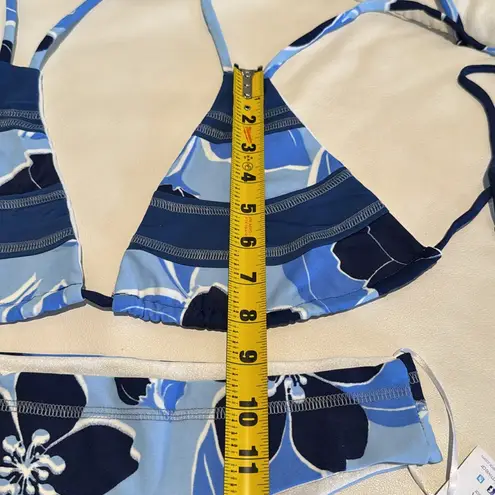 Women medium hibiscus Blue navy blue and white Bikini top and bottom set