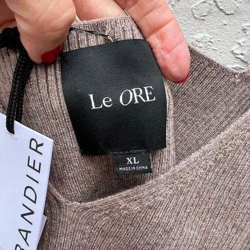 Le Ore Revolve 2 piece set: Lodi pointelle bra and Lodi pants new with tags XL Brown